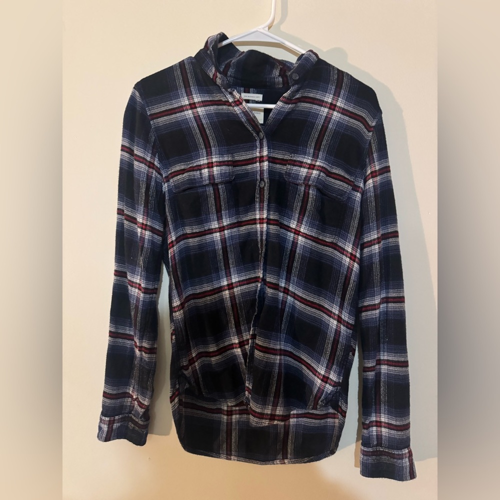 American Eagle Outfitters Navy and Red Plaid Shirt